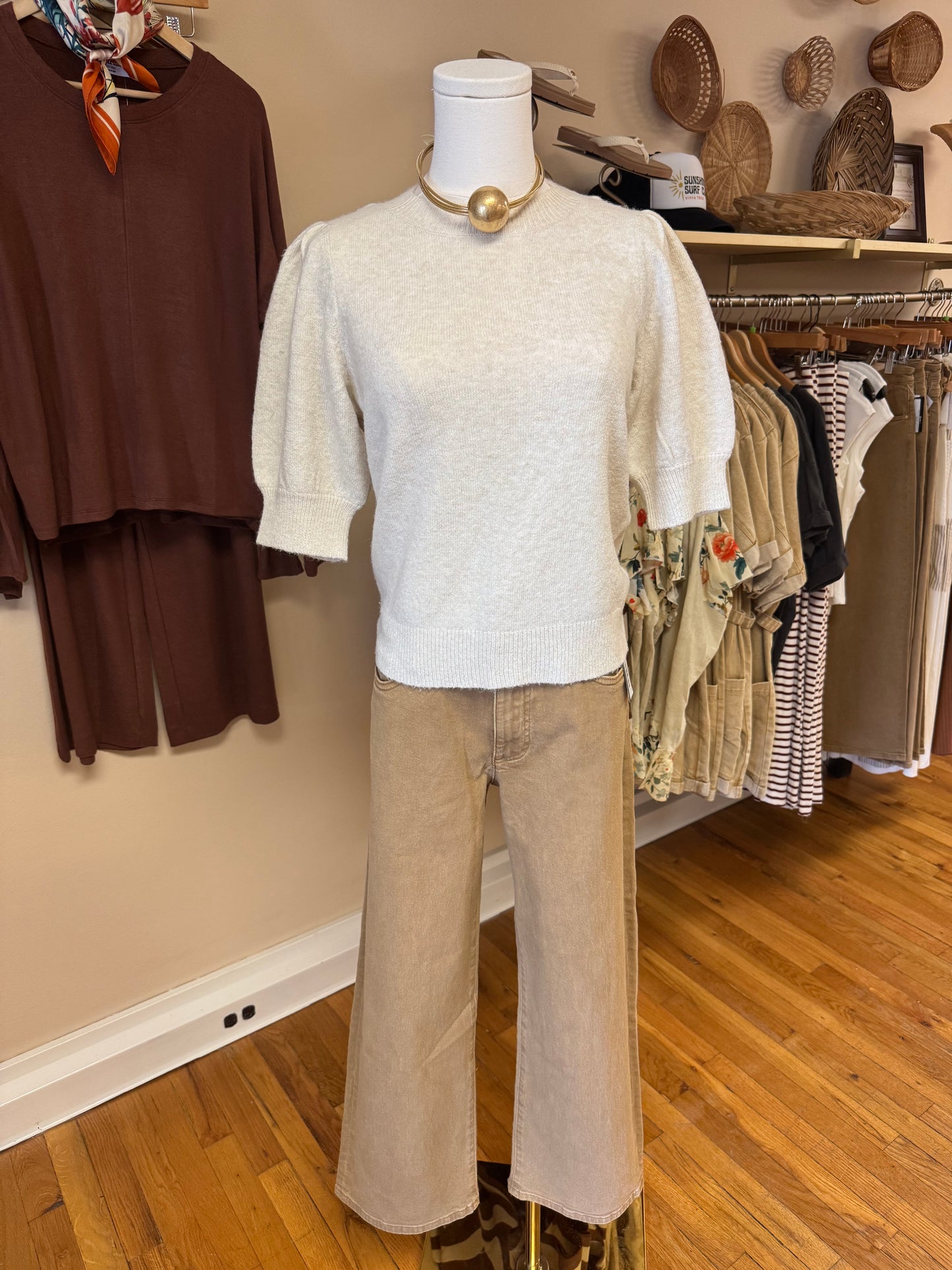 Cream Short Sleeve Pullover