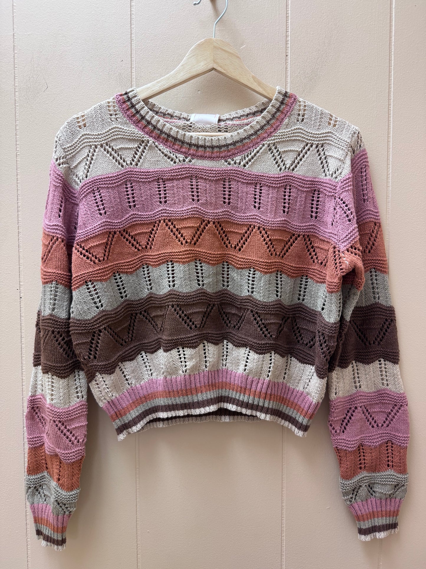 Cropped Wavy Knit Sweater