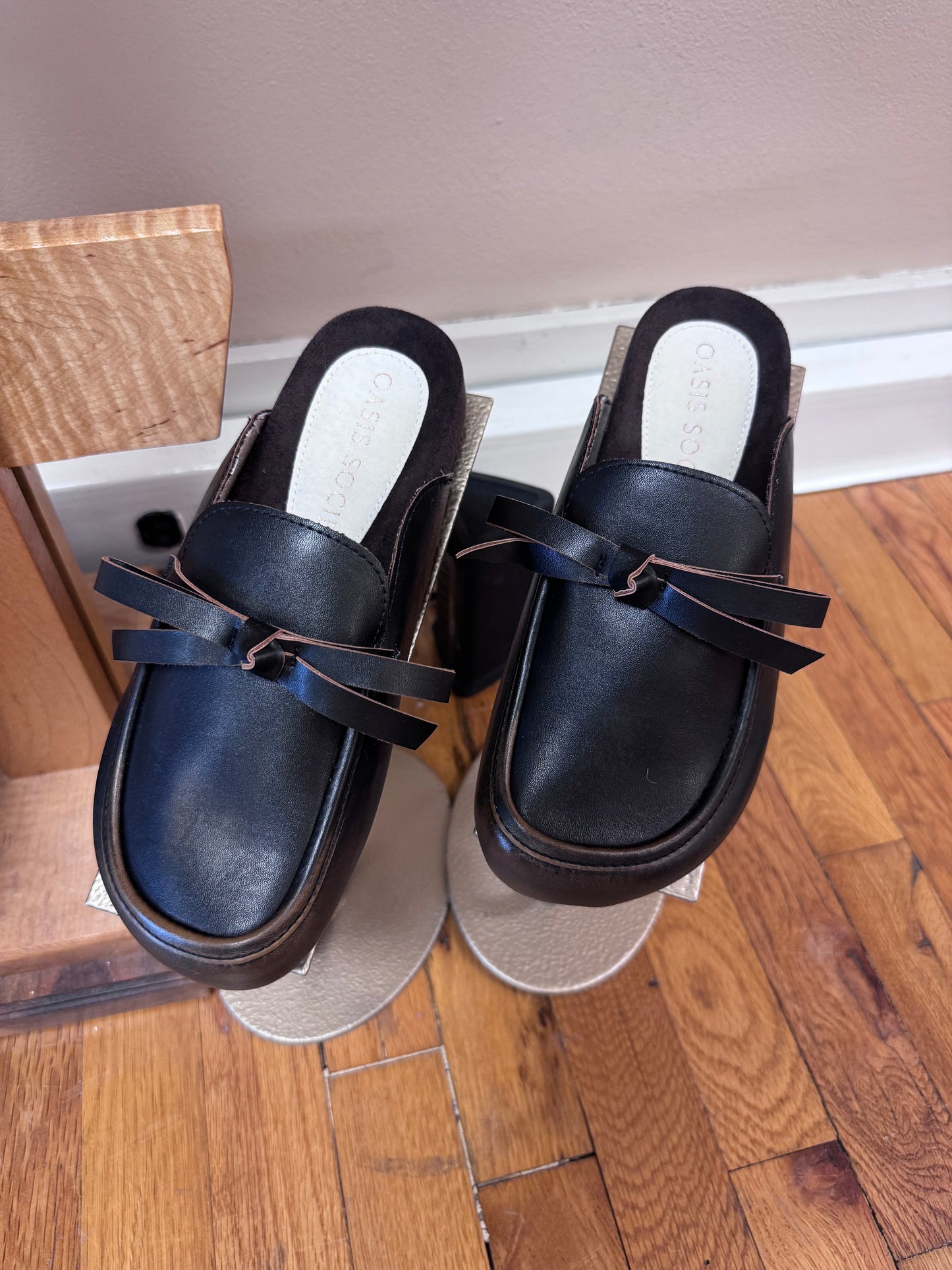 The Stevie Tie Mule