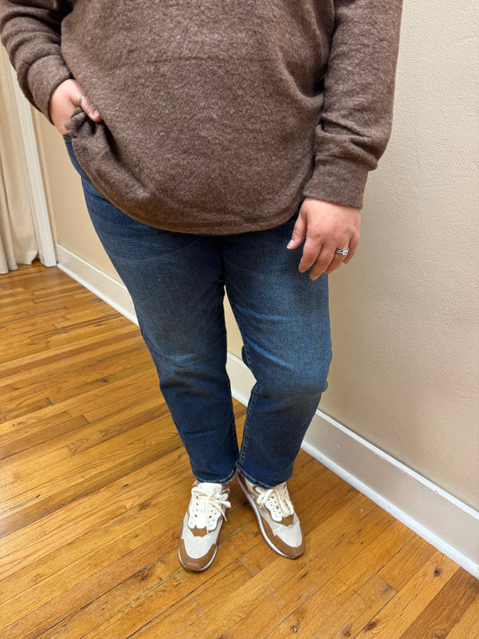 Plus Cropped Straight Leg Jeans