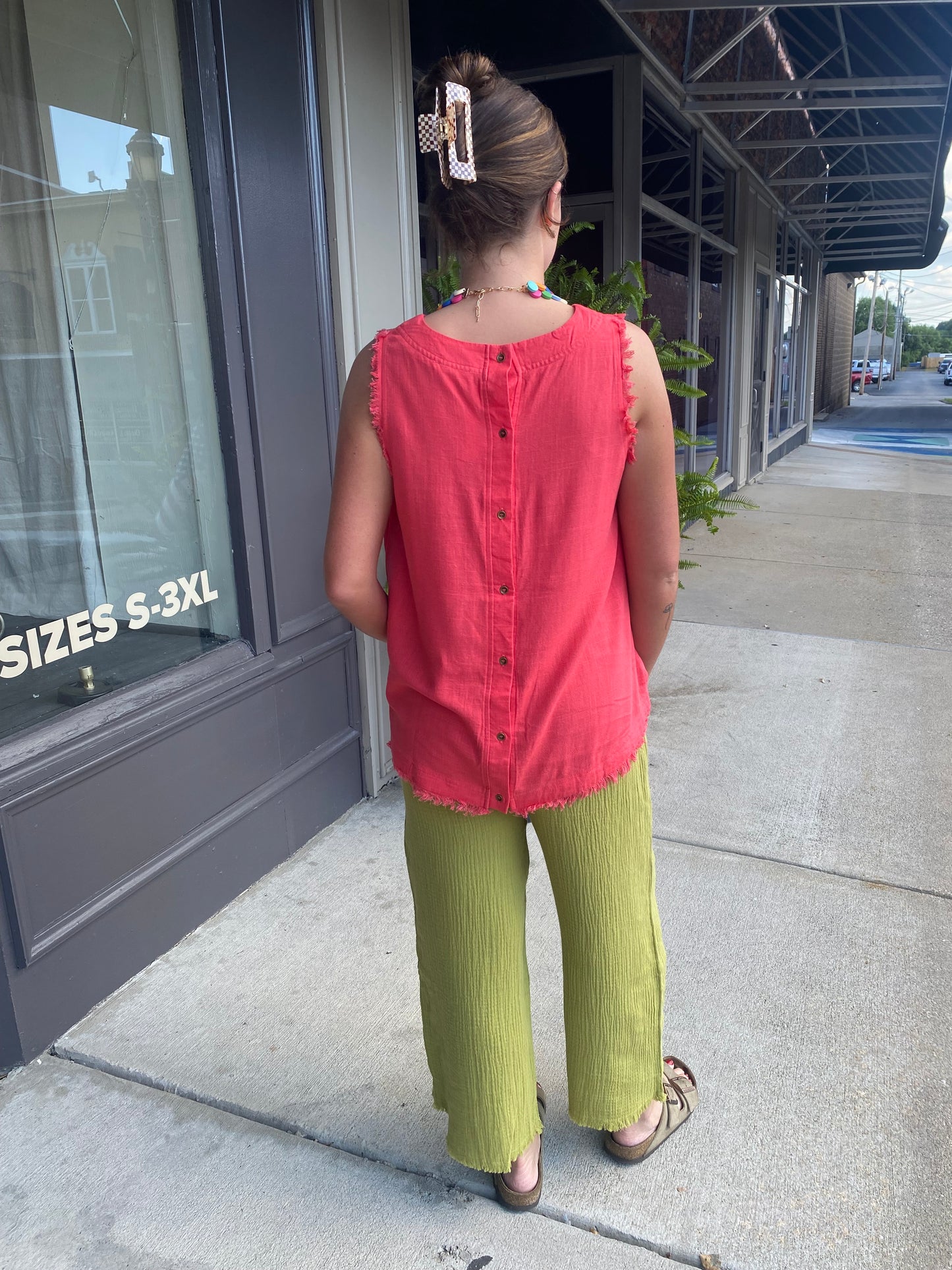 Frayed Linen Blend Tank