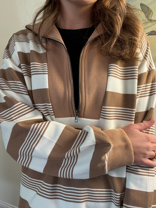 Latte Pullover